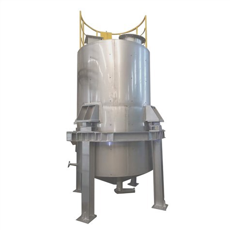 Pionowy zbiornik magazynowy ze stali nierdzewnej